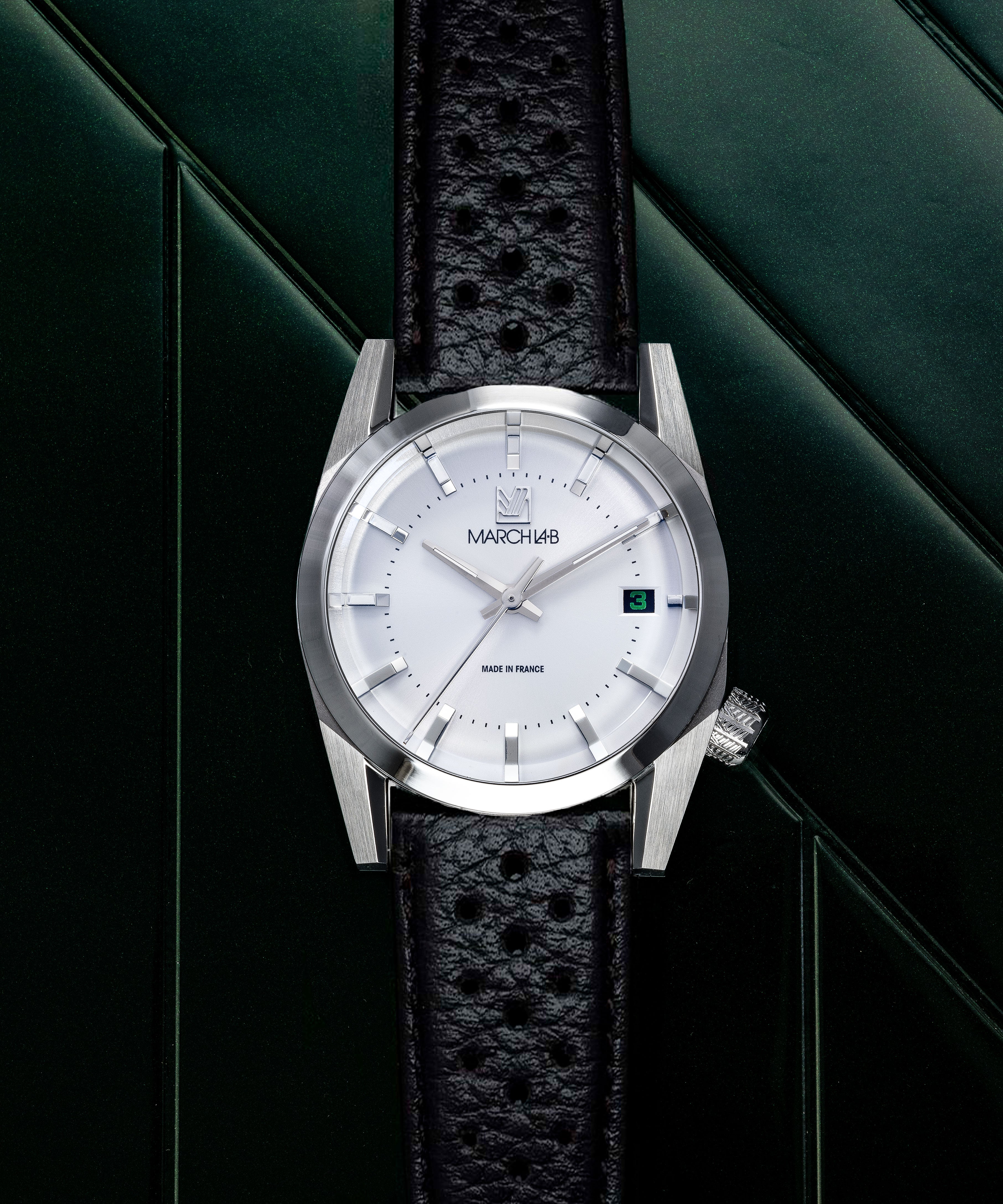 AM69 ELECTRIC WHITE Watch – MARCH LA.B