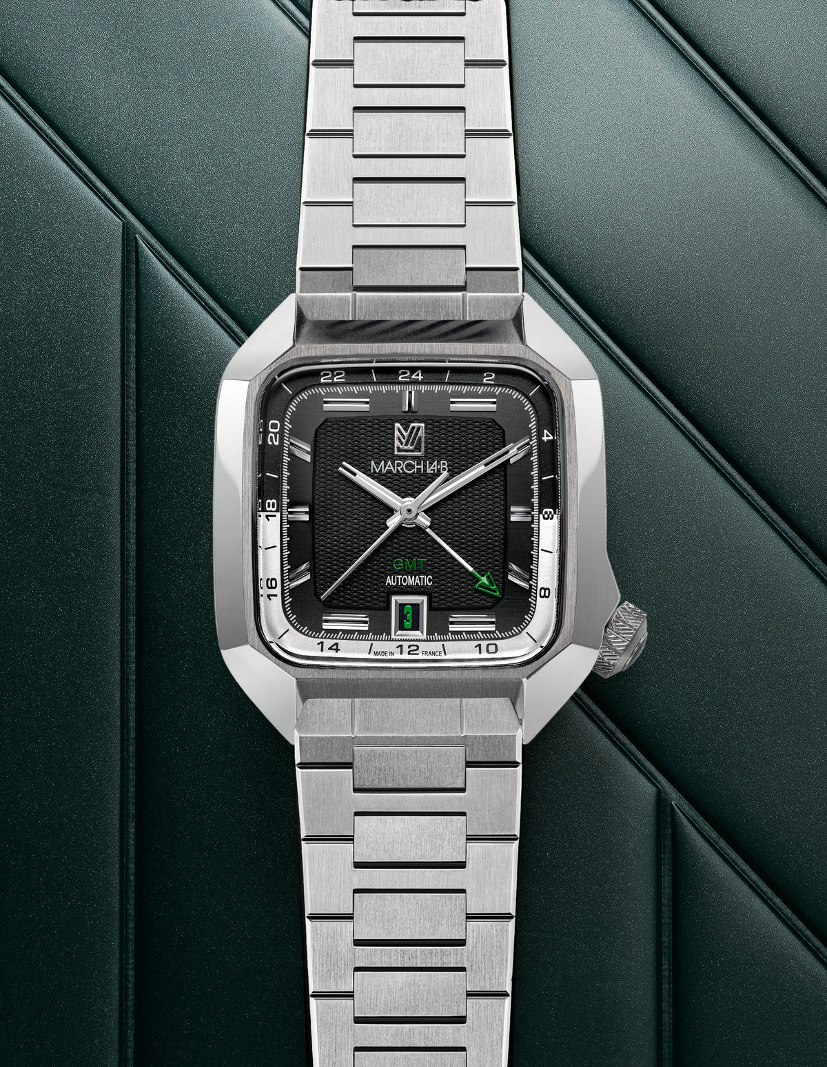 Le club des heureux propriétaires de March Lab - Page 9 Montre-march-lab-am2-gmt-automatique-black-bracelet-acier-packshot