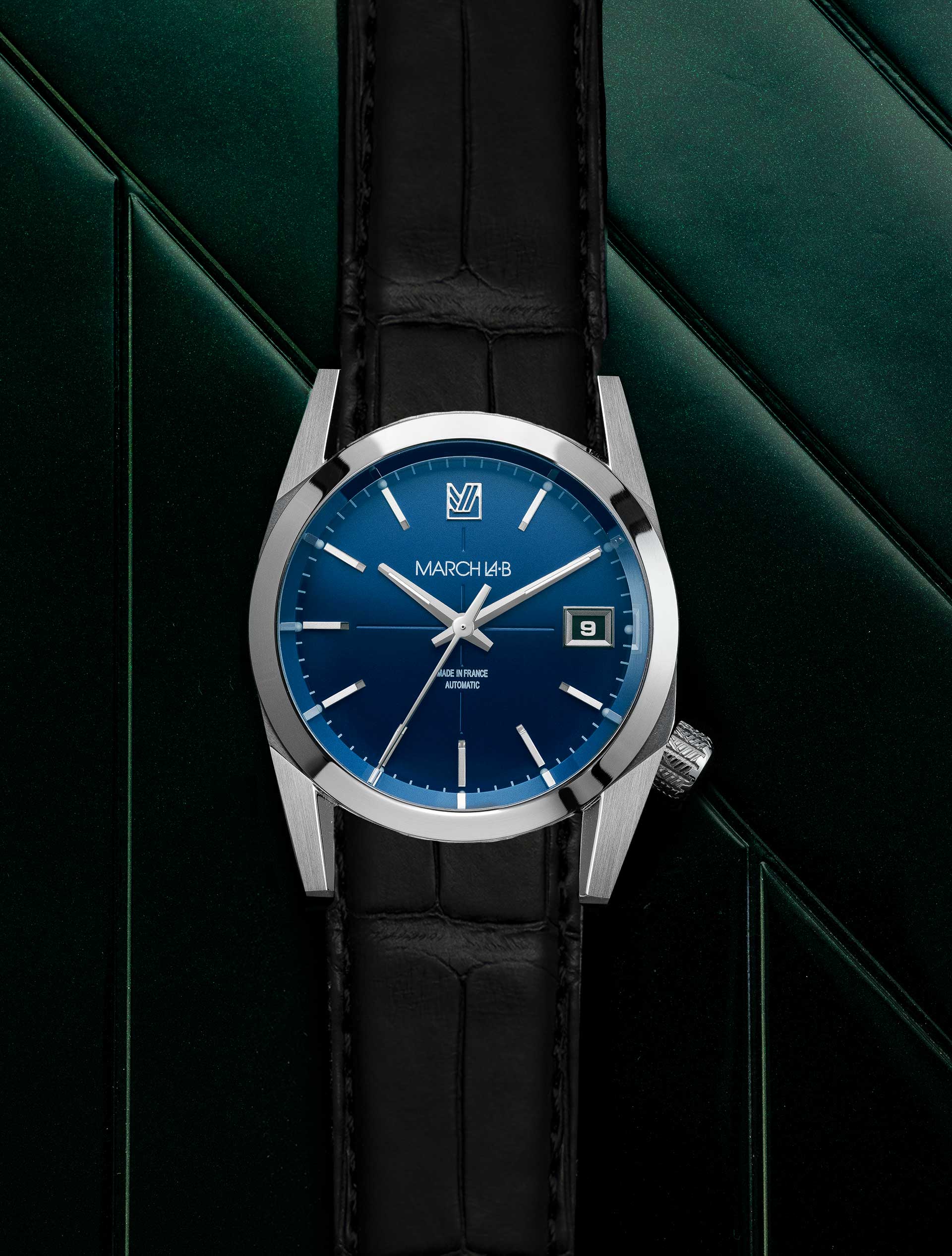 AM69 AUTOMATIC NAVY Watch – MARCH LA.B